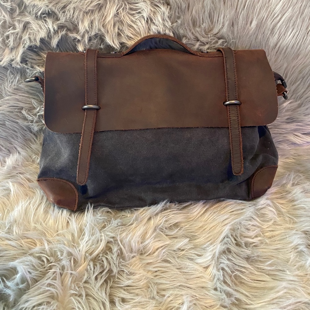 Laptop travel bag